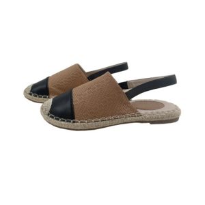 Women Weave Sandals